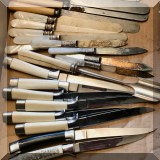 K12. Mother of pearl and horn handled knives.